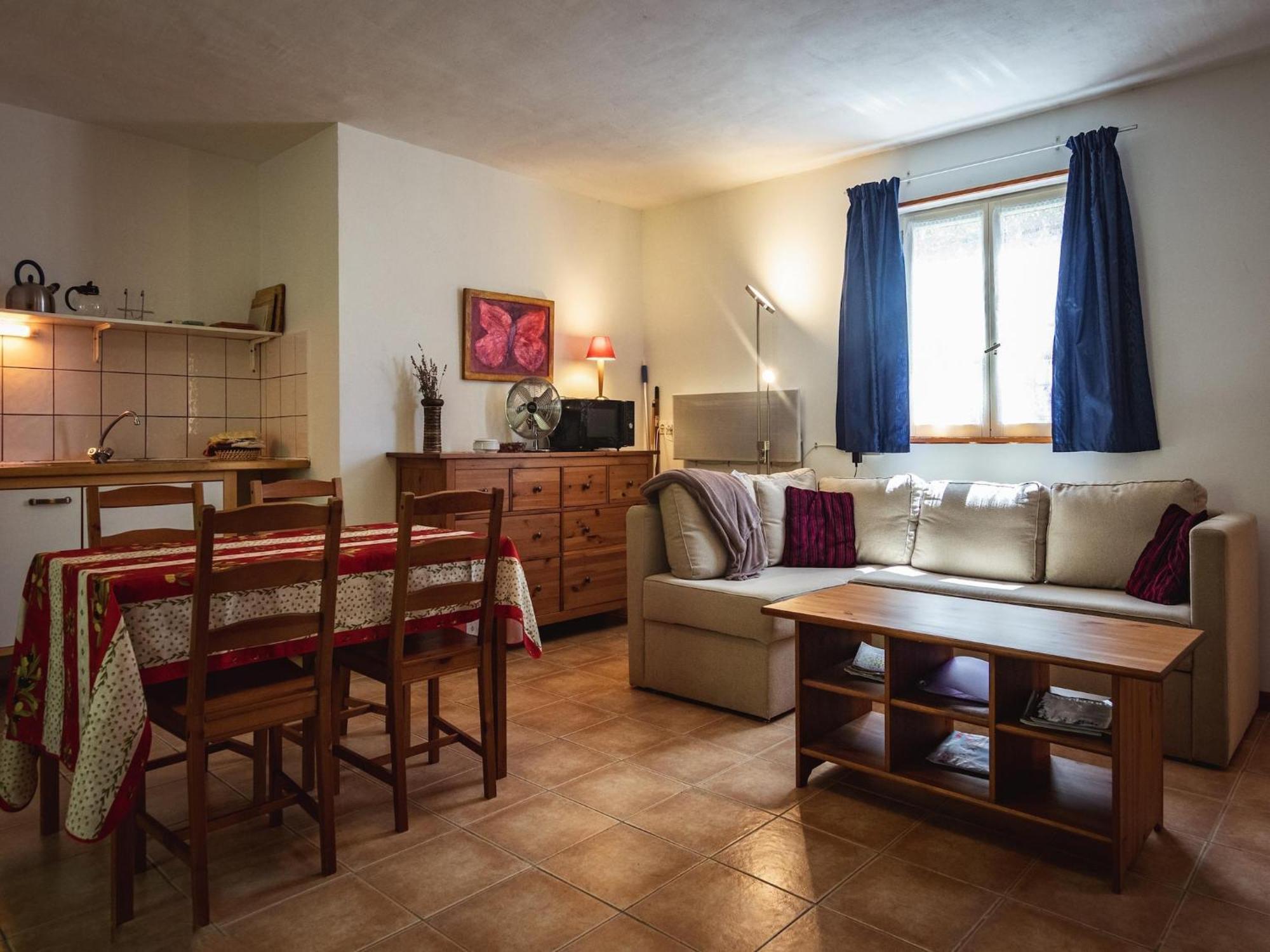 Appealing Apartment In Vezac With Swimming Pool Beynac-et-Cazenac Zewnętrze zdjęcie